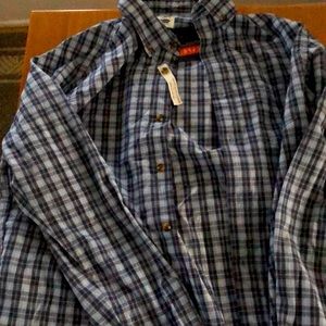 Old Navy regular fit classic shirt, never worn, medium, navy & light blue colors